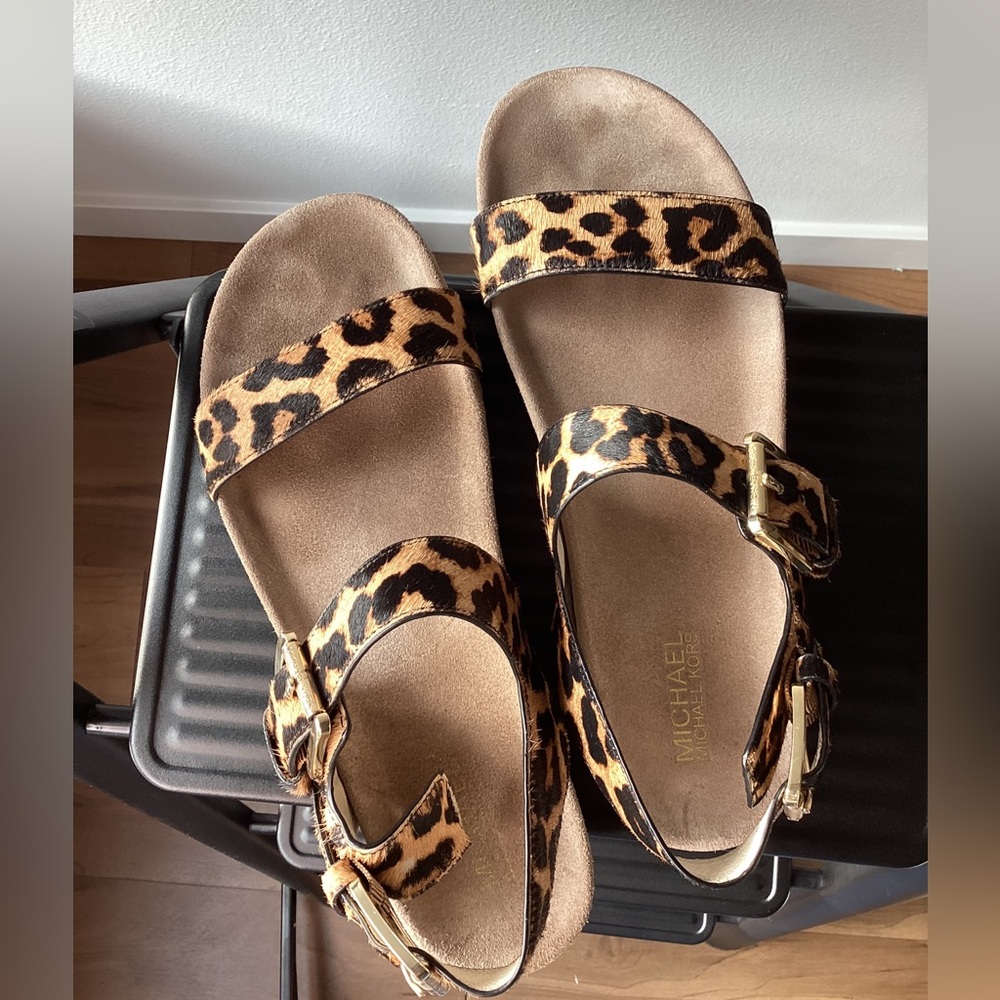 Sold on other platform Michael Michael Kors leopard Print Buckle Sandals Size 10 - Picture 1 of 5